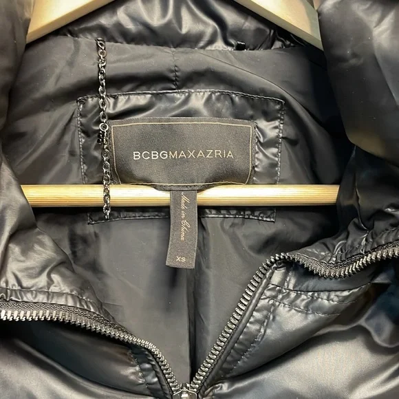 BCBGMaxazria Beautiful Black Puffer Knee Length Coat Removable Fur -XS- #0044 - Picture 4 of 16